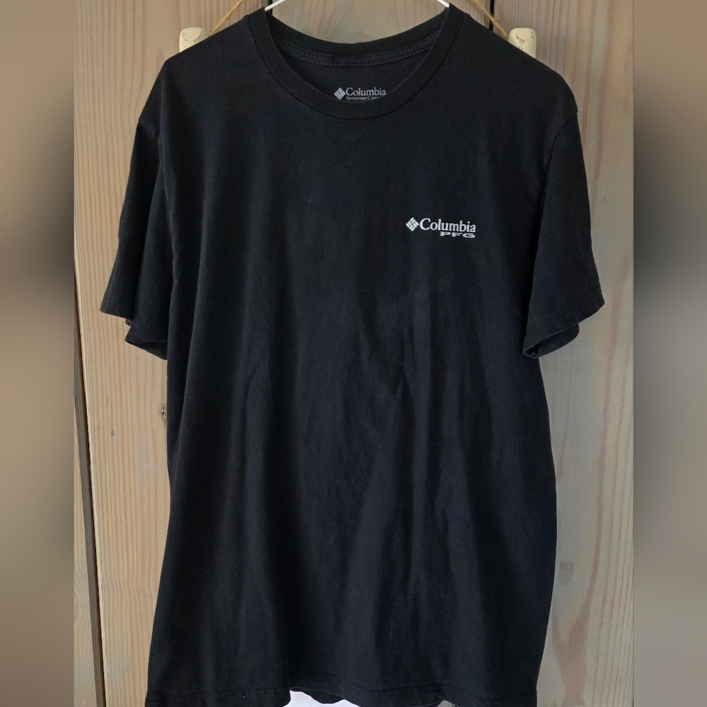 Columbia Men's Black T-Shirt